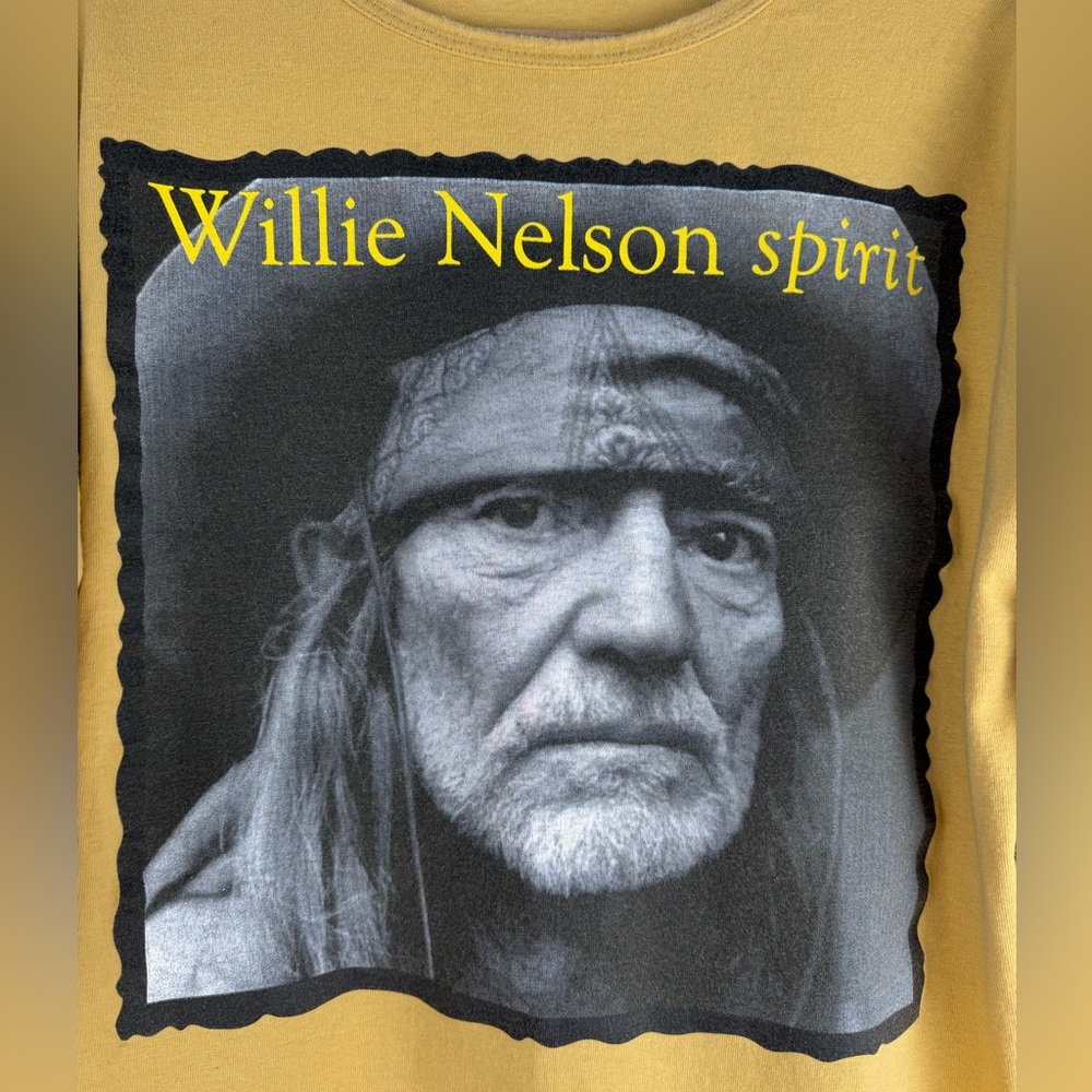 Vintage Willie Nelson "Spirit" long-sleeve T-shirt Size L Mustard Yellow Country - Picture 2 of 9